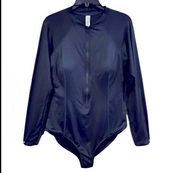 NEW! SEA LEVEL Navy Eco Essentials Long Sleeve
Sunsuit /swimsuit/boardsuit - Picture 5 of 10
